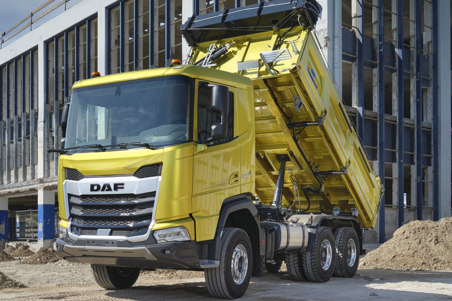 DAF shows New Generation Construction trucks at Bauma
