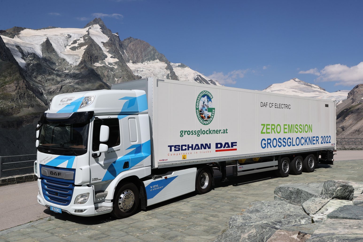 DAF CF Electric conquers Europe's most challenging mountain pass